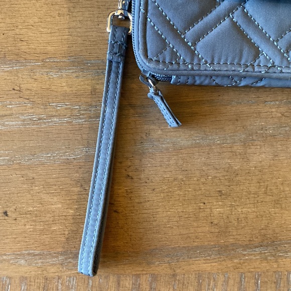 Vera Bradley Gray Wristlet - Picture 10 of 10